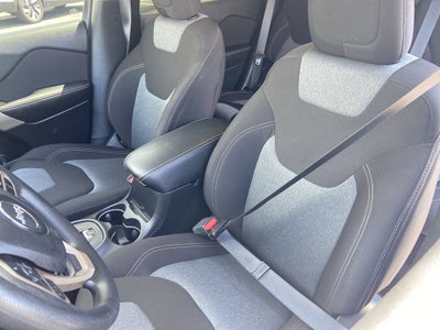 2018 Jeep Cherokee Latitude