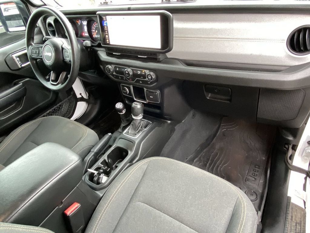 2024 Jeep Wrangler Sport