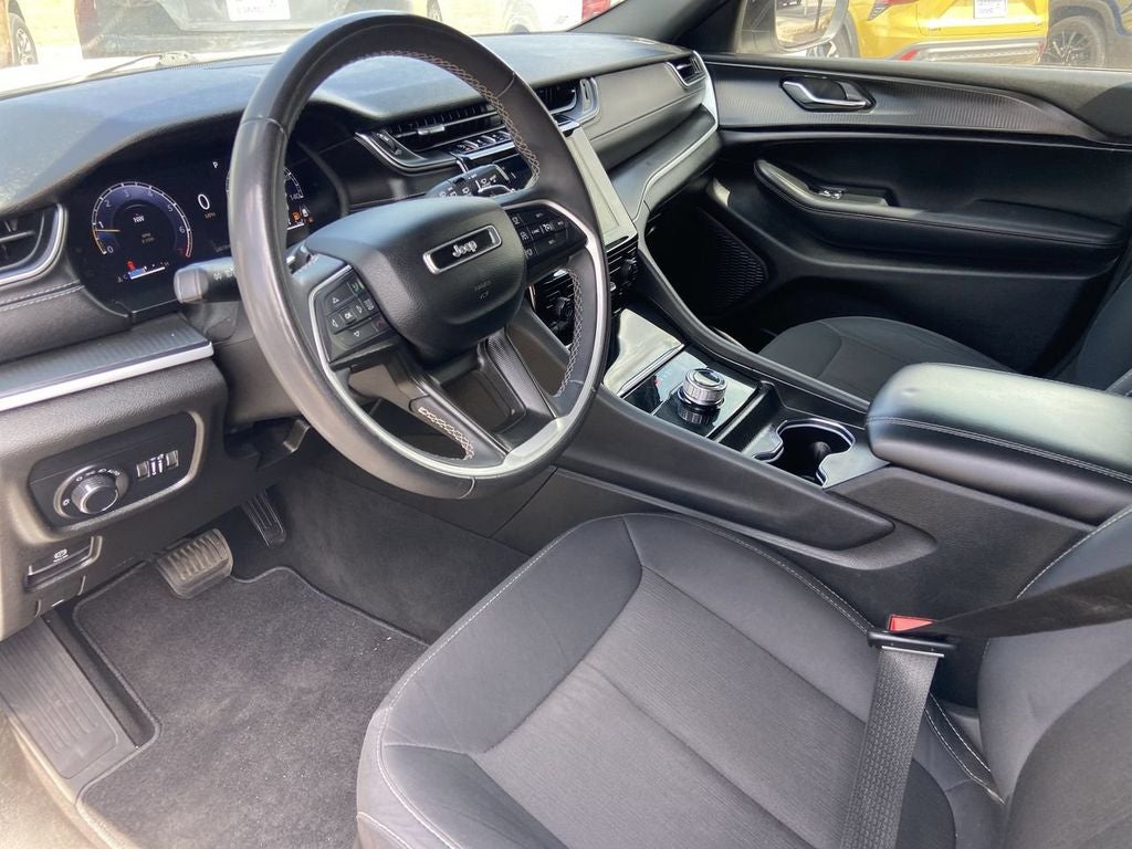 2024 Jeep Grand Cherokee L Laredo