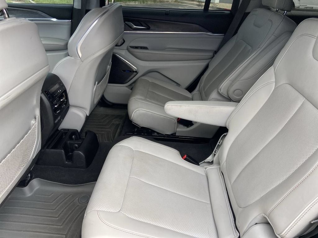 2022 Jeep Grand Cherokee L Overland