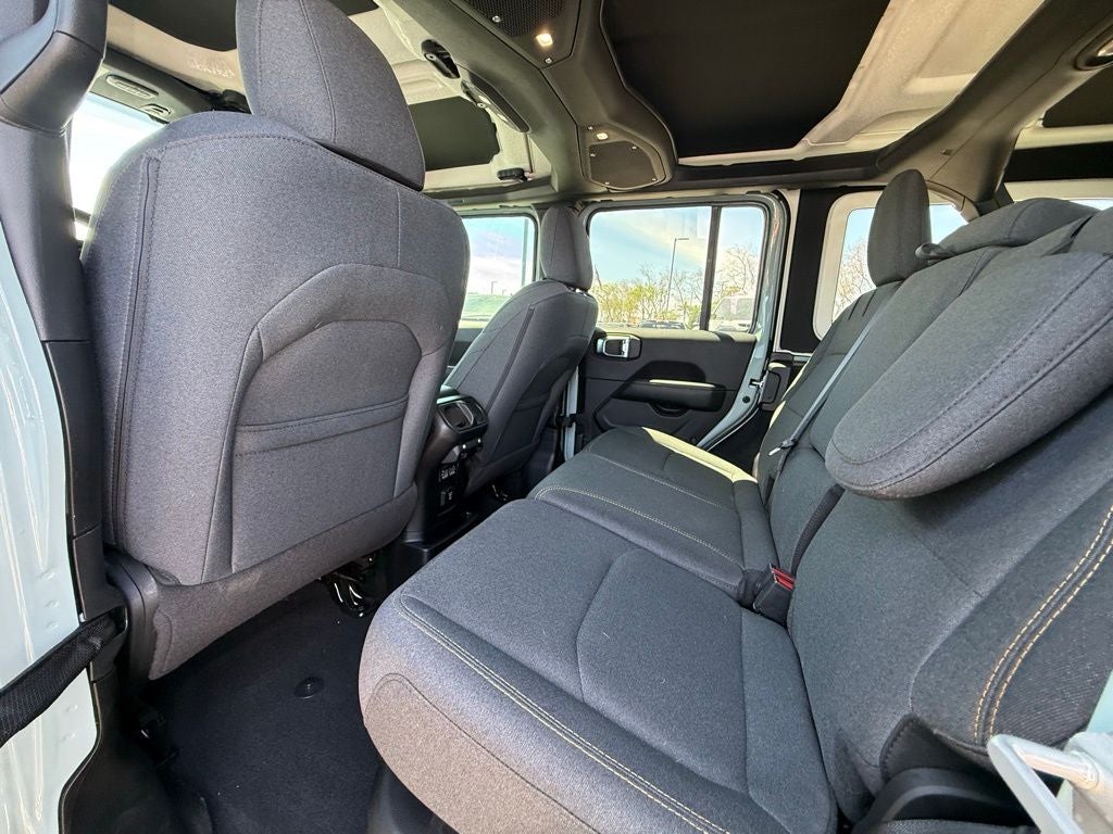 2024 Jeep Wrangler Sahara 4xe