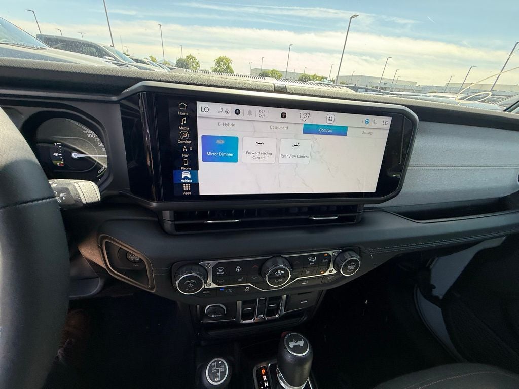 2024 Jeep Wrangler Sahara 4xe