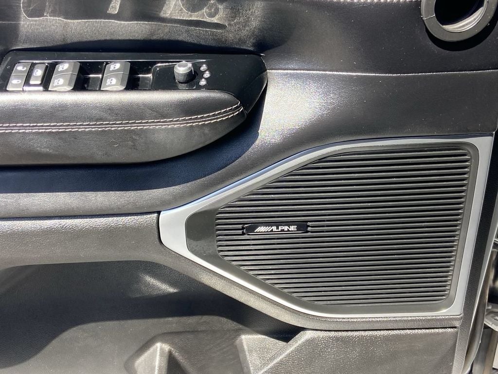 2024 Jeep Wagoneer L Base