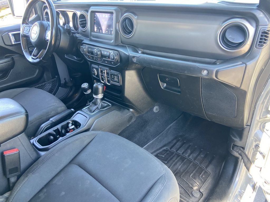 2022 Jeep Gladiator Sport