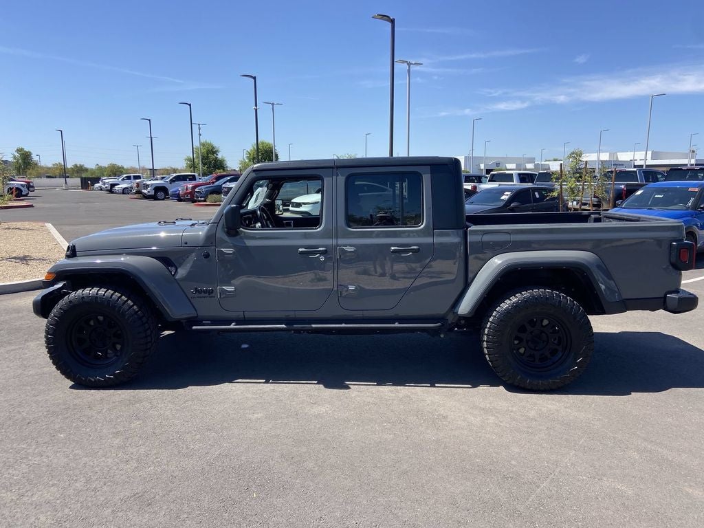 2022 Jeep Gladiator Sport