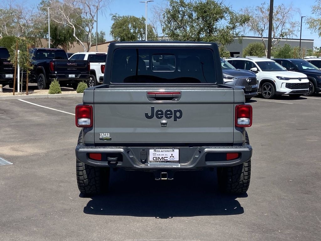 2022 Jeep Gladiator Sport