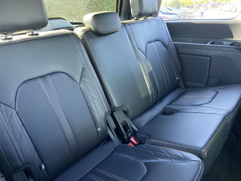 2024 Ford Expedition Platinum