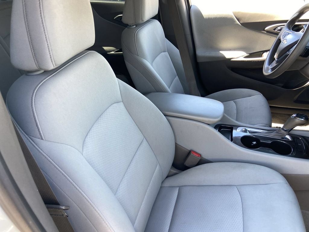 2019 Chevrolet Malibu LS 1LS