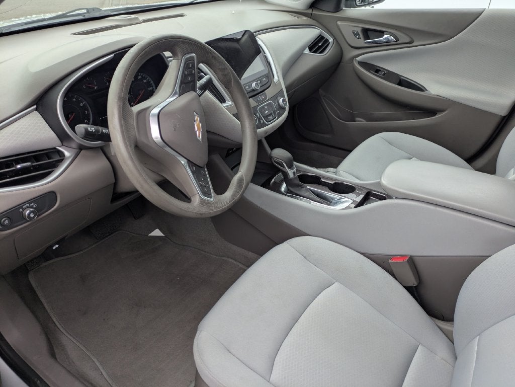 2021 Chevrolet Malibu LS 1FL