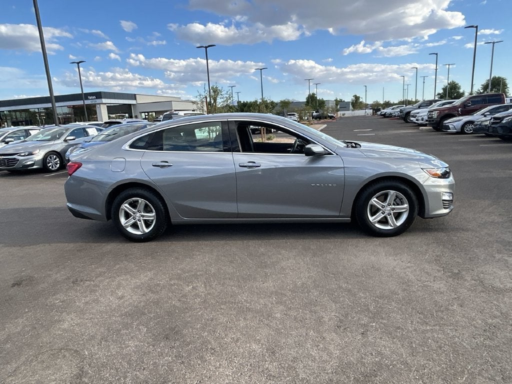 1G1ZD5ST4RF180070