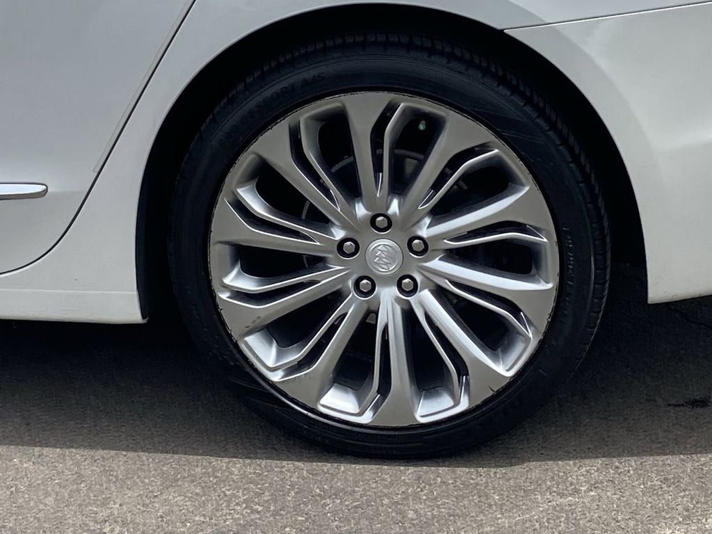 2017 Buick LaCrosse Essence