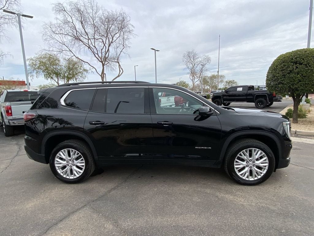 2024 GMC Acadia Elevation