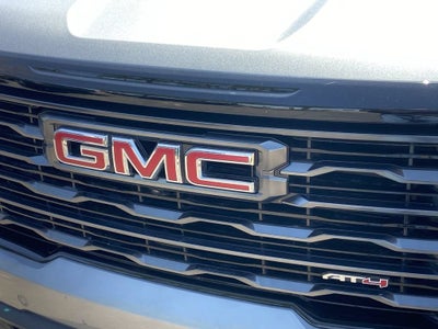 2024 GMC Acadia AT4