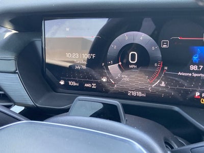 2024 GMC Acadia AT4