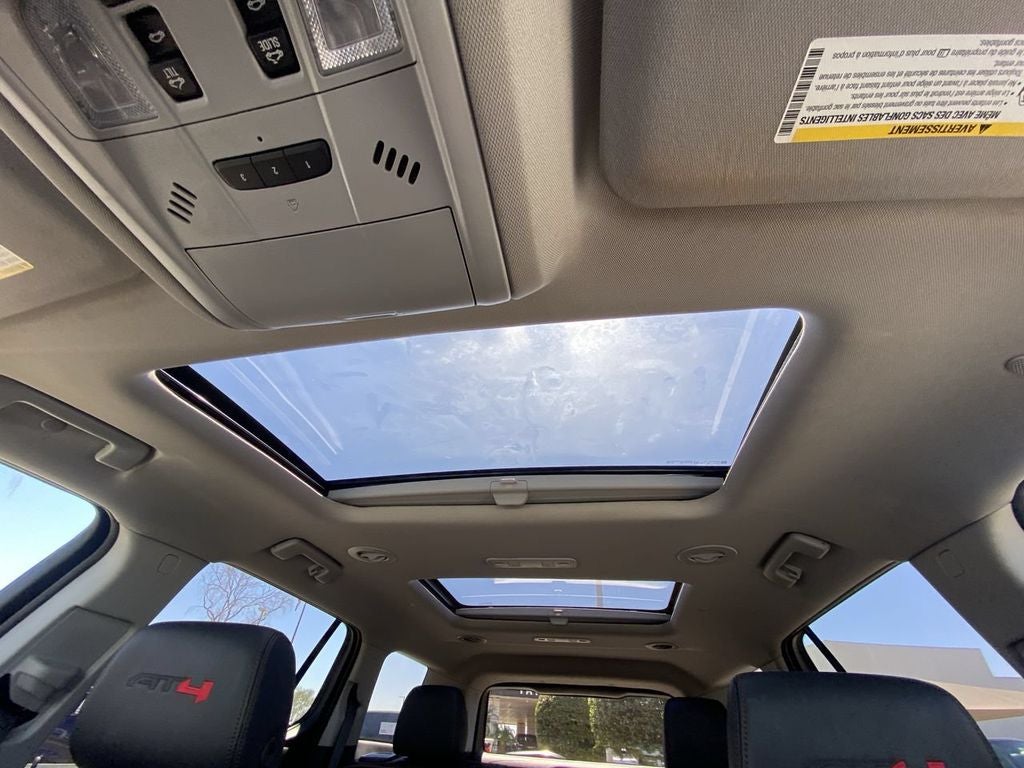 2023 GMC Acadia AT4
