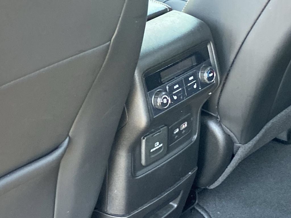 2022 GMC Acadia SLT