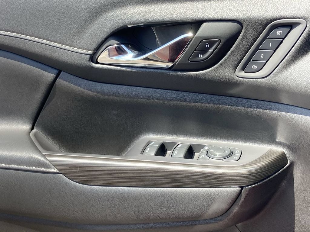2022 GMC Acadia SLT