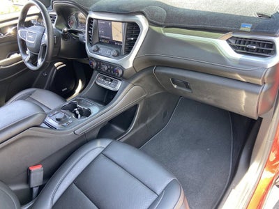 2022 GMC Acadia SLT