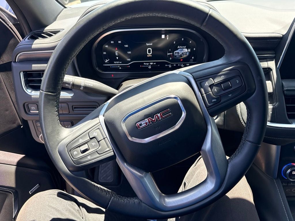 2023 GMC Yukon SLT