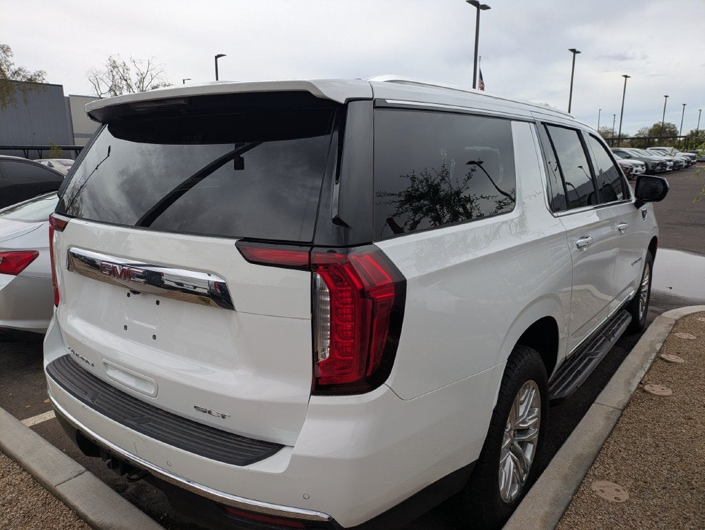 2023 GMC Yukon XL SLT