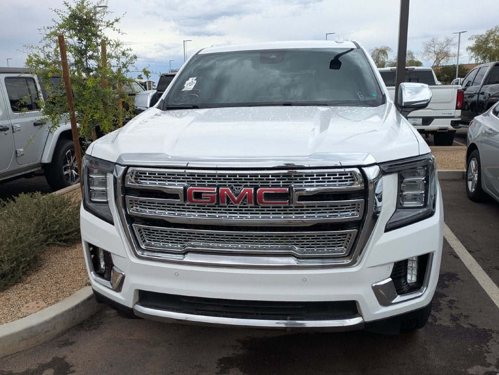 2023 GMC Yukon XL SLT