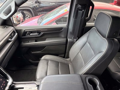 2025 GMC Yukon XL Elevation
