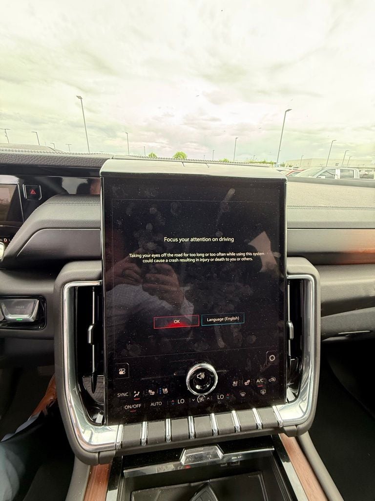 2025 GMC Yukon XL Denali