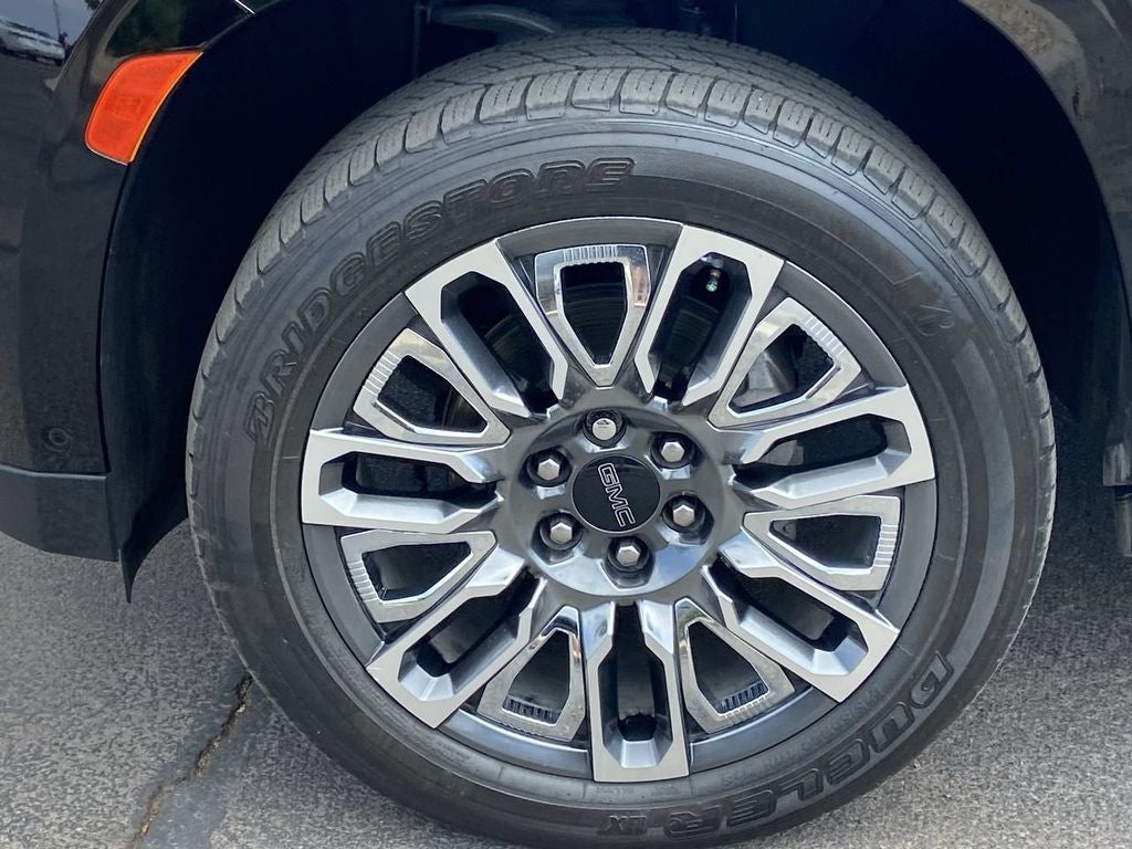 2024 GMC Yukon XL Denali Ultimate