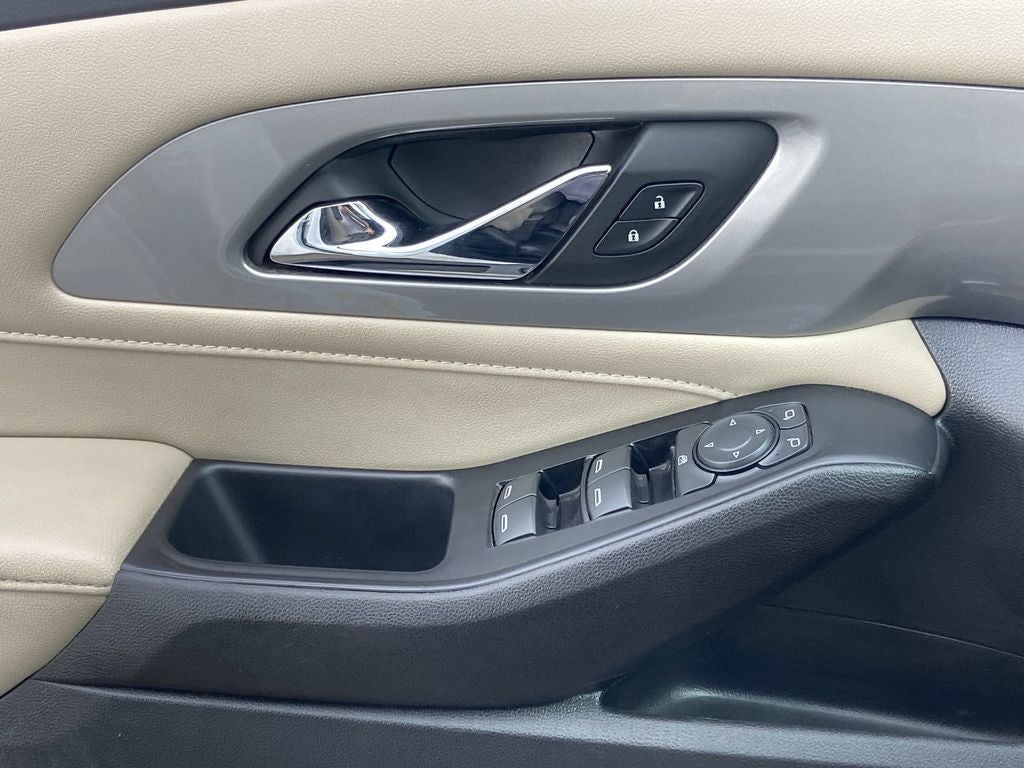 2022 Chevrolet Traverse LS
