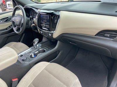 2022 Chevrolet Traverse LS
