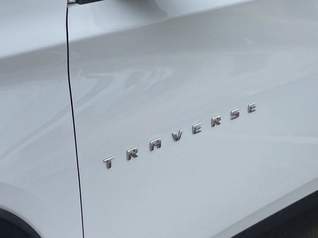 2022 Chevrolet Traverse LS