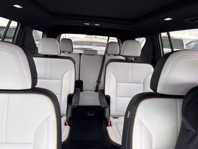 2025 Chevrolet Traverse High Country