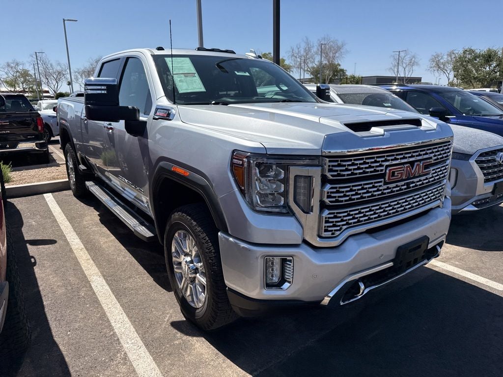 2022 GMC Sierra 4WD Crew Cab Standard Box Denali's photo