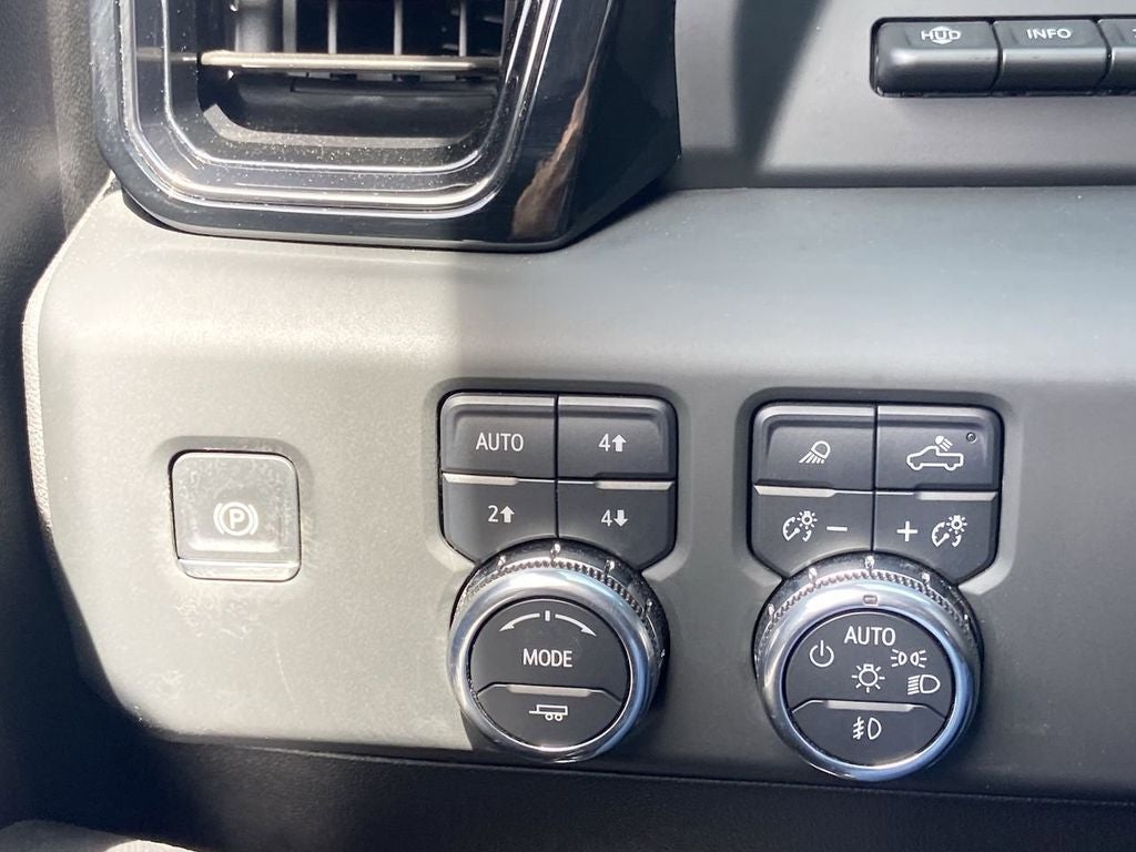 2024 GMC Sierra 2500HD AT4X