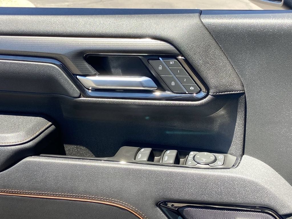 2025 GMC Sierra 2500HD AT4