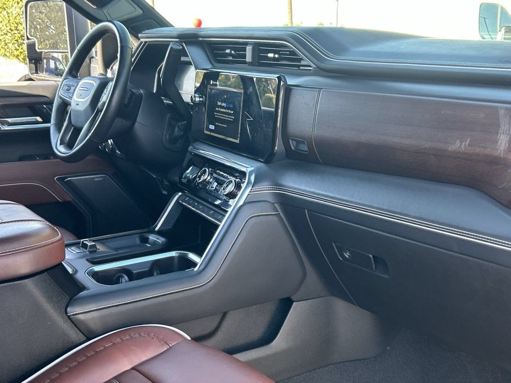 2025 GMC Sierra 3500HD Denali Ultimate