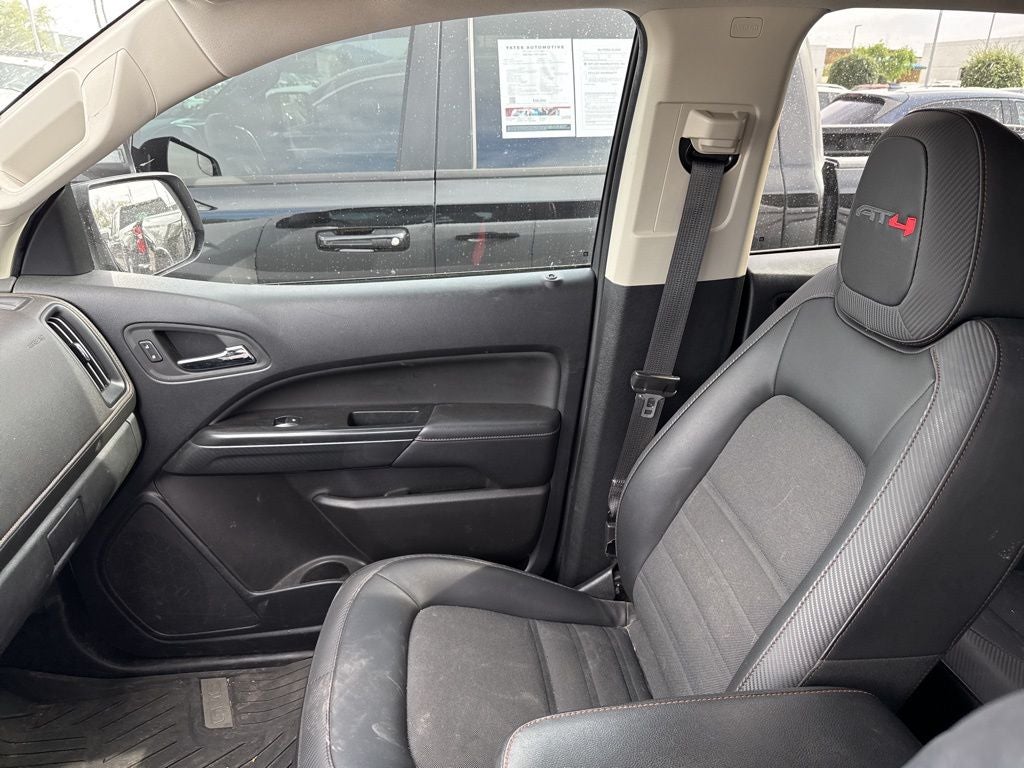 2022 GMC Canyon AT4 w/Cloth