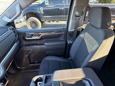 2025 GMC Sierra 1500 SLE