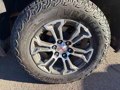2025 GMC Sierra 1500 SLE