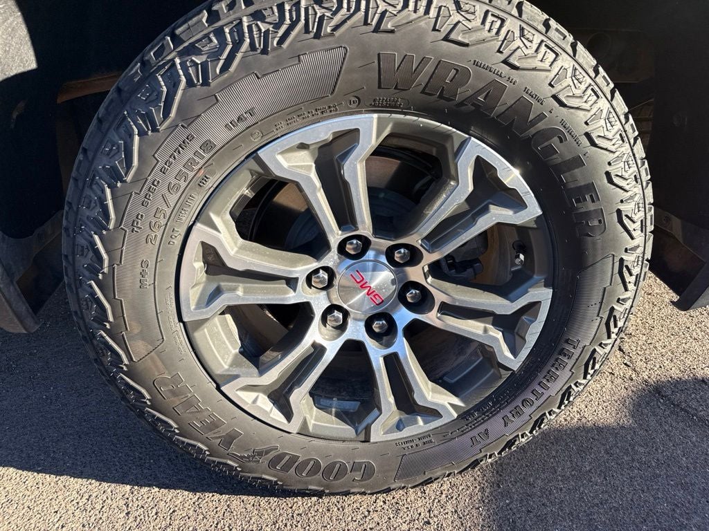 2025 GMC Sierra 1500 SLE
