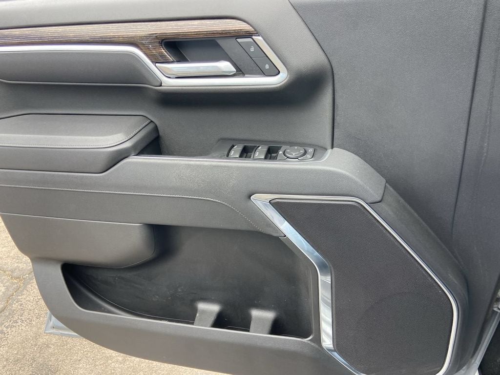 2025 GMC Sierra 1500 SLE