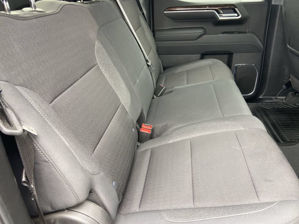 2025 GMC Sierra 1500 SLE