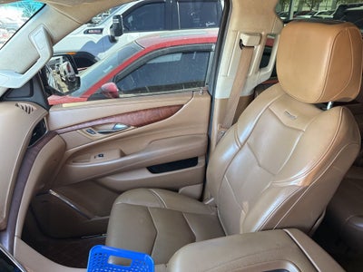 2015 Cadillac Escalade Platinum Edition