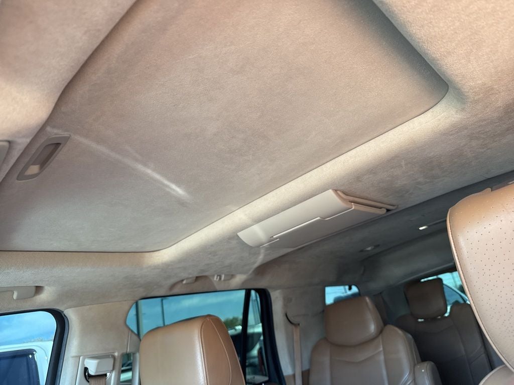 2015 Cadillac Escalade Platinum Edition