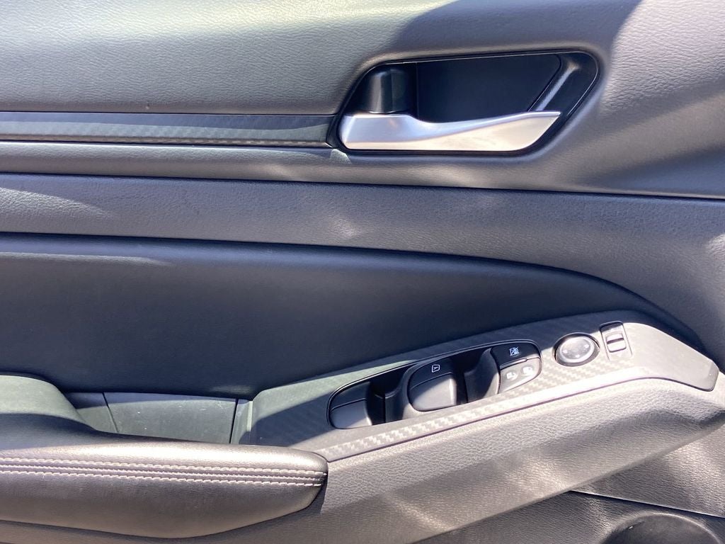 2025 Nissan Altima SV - Photo 18