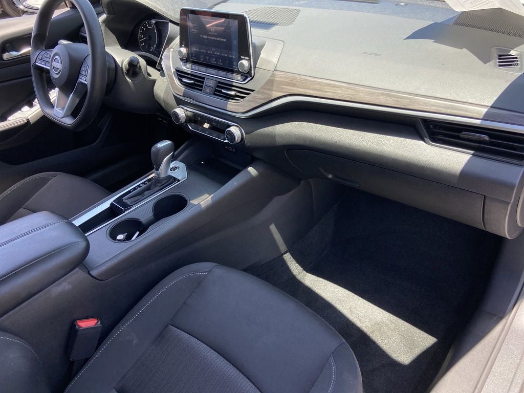 2025 Nissan Altima SV - Photo 23