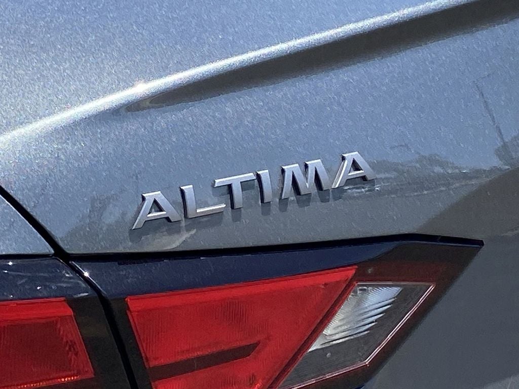2025 Nissan Altima SV - Photo 26