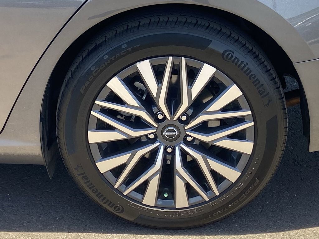 2025 Nissan Altima SV - Photo 27