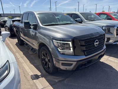 2023 Nissan Titan SV