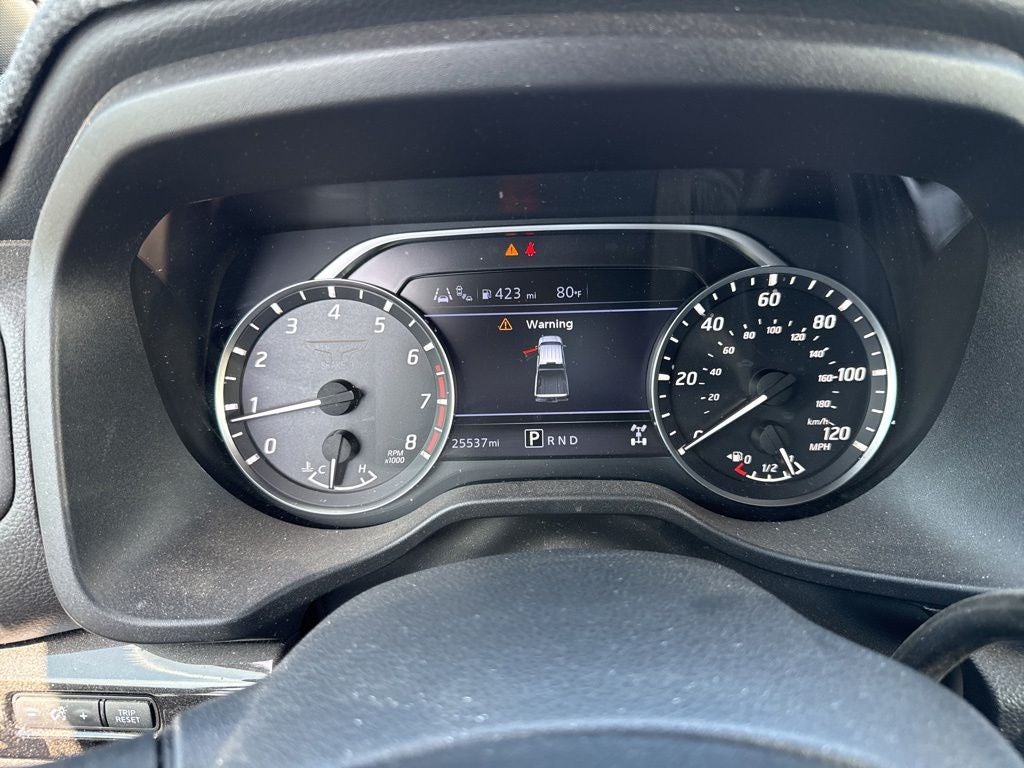 2023 Nissan Titan SV